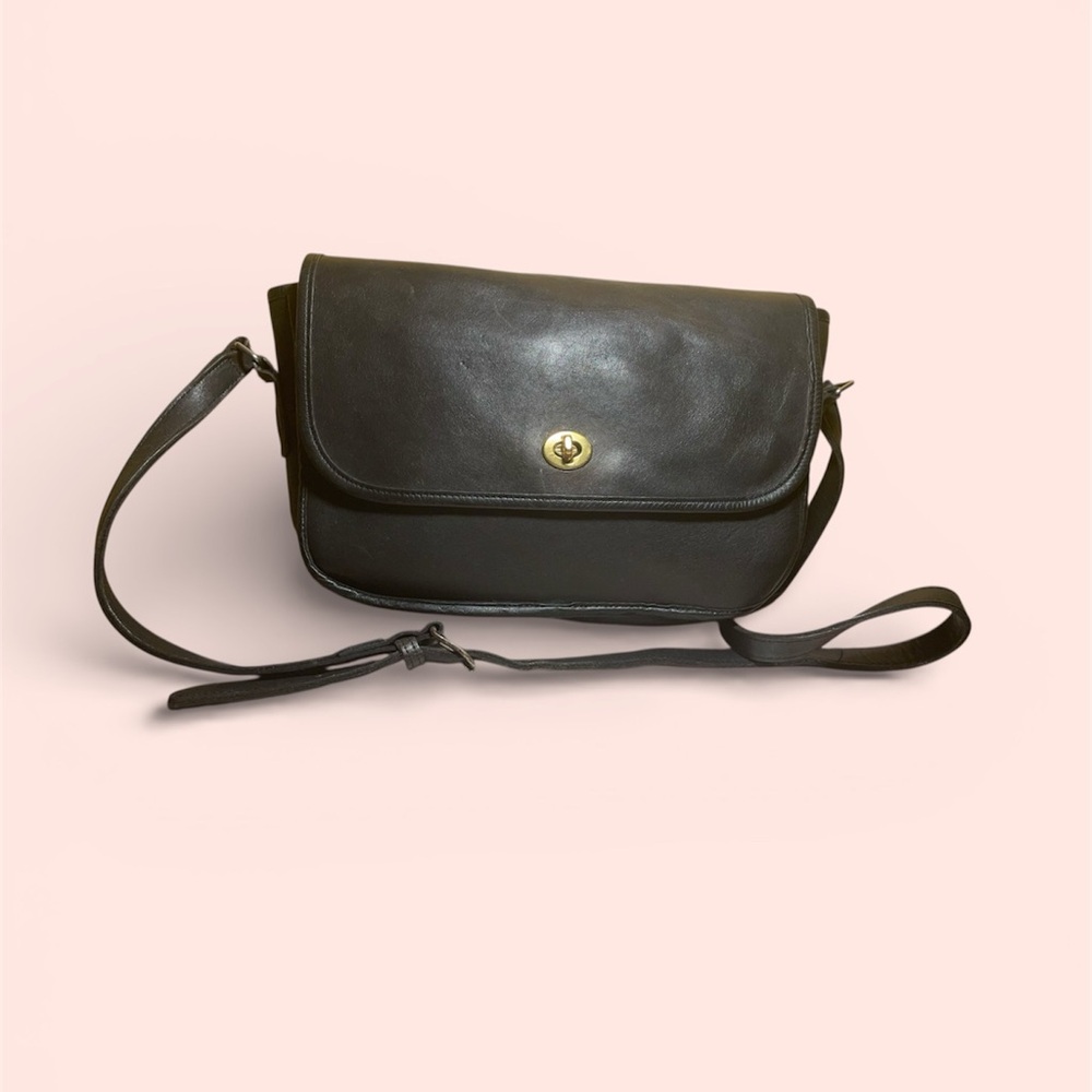 Coach Black Leather Handbag 👜